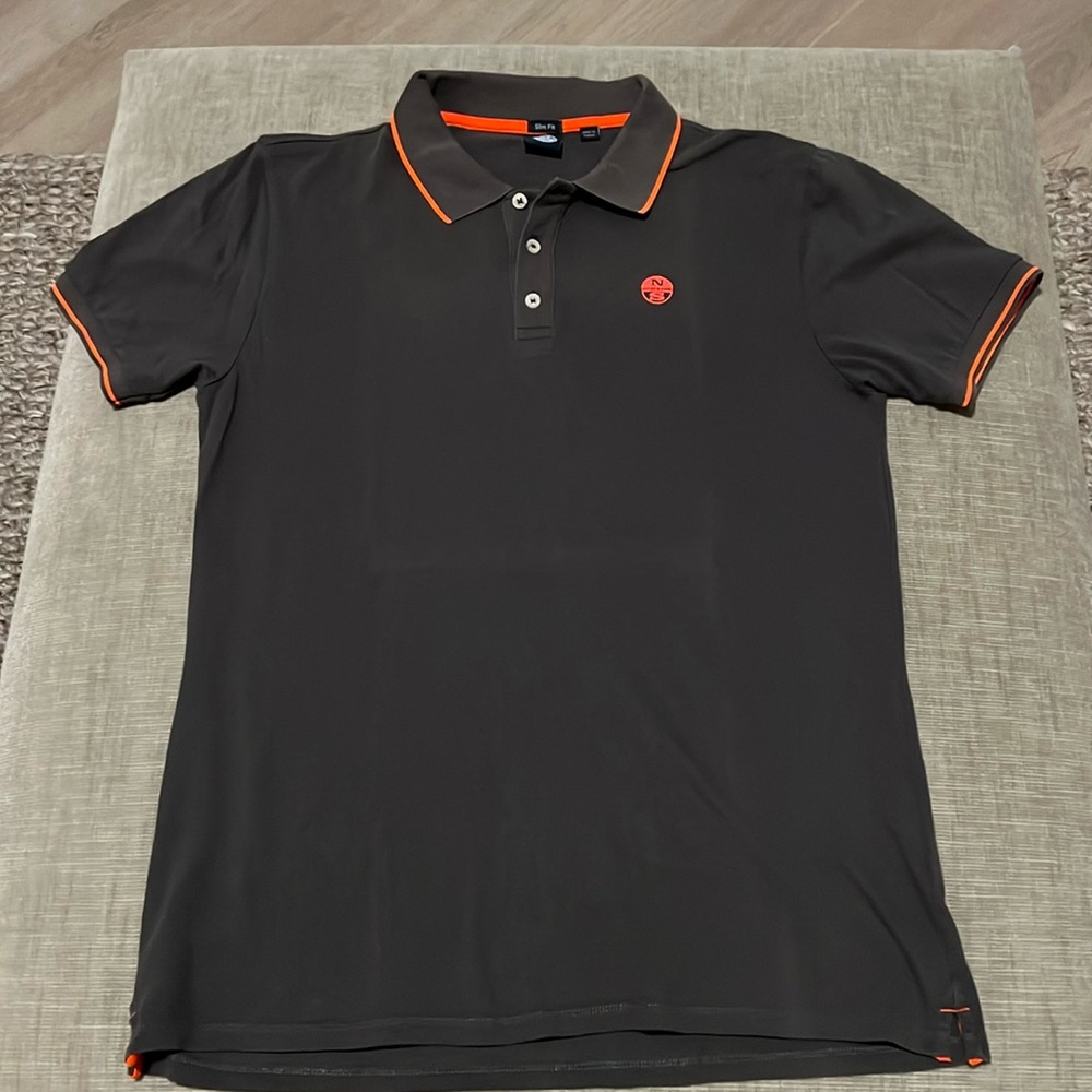 North Sales Slim Fit Large - NWOT